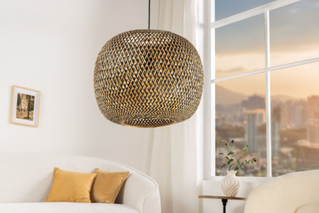 NATURLIG BAMBU & SVART DETALJ